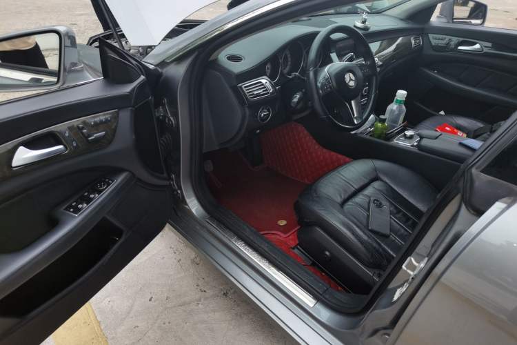 Used Mercedes-Benz CLS 2012 CLS 300 CGI Driver Seat