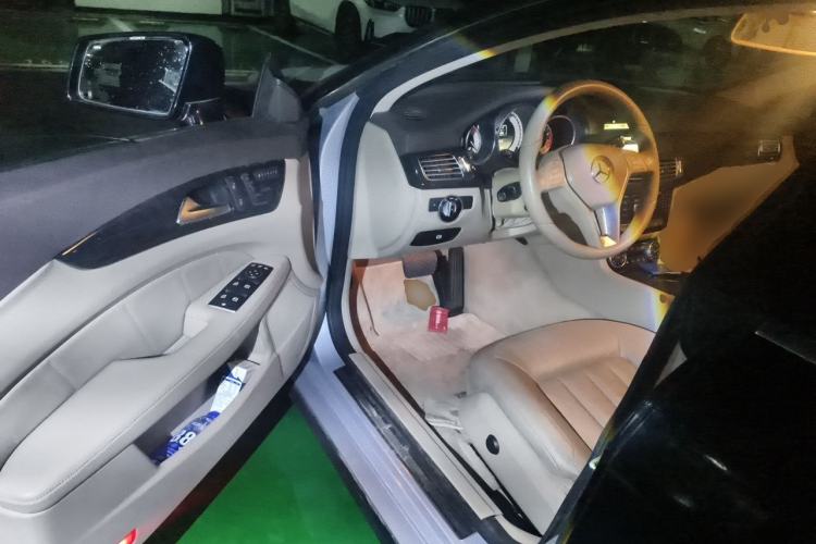 Used Mercedes-Benz CLS 2012 CLS 300 CGI Driver Seat