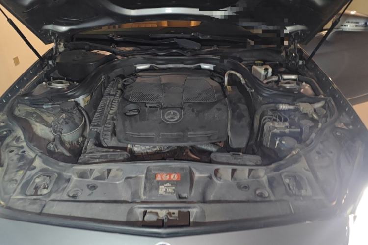 Used Mercedes-Benz CLS 2012 CLS 300 CGI Engine Bay