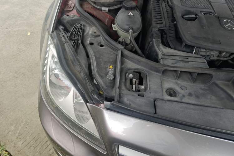 Used Mercedes-Benz CLS 2012 CLS 300 CGI Engine Bay Right