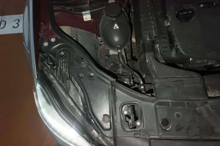 Used Mercedes-Benz CLS 2012 CLS 350 CGI Engine Bay Right