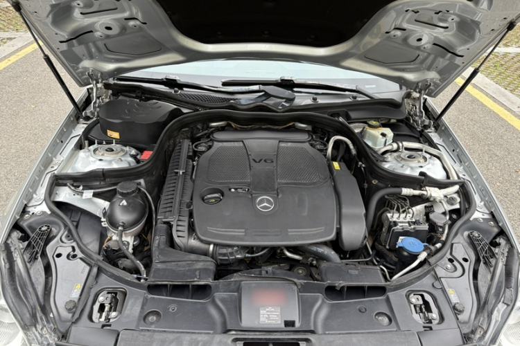 Used Mercedes-Benz CLS 2012 CLS 300 CGI Engine Bay