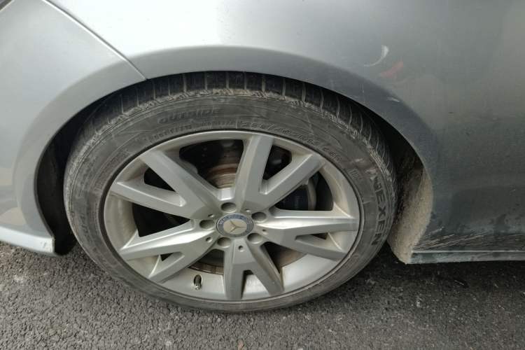 Used Mercedes-Benz CLS 2012 CLS 300 CGI Exterior 4