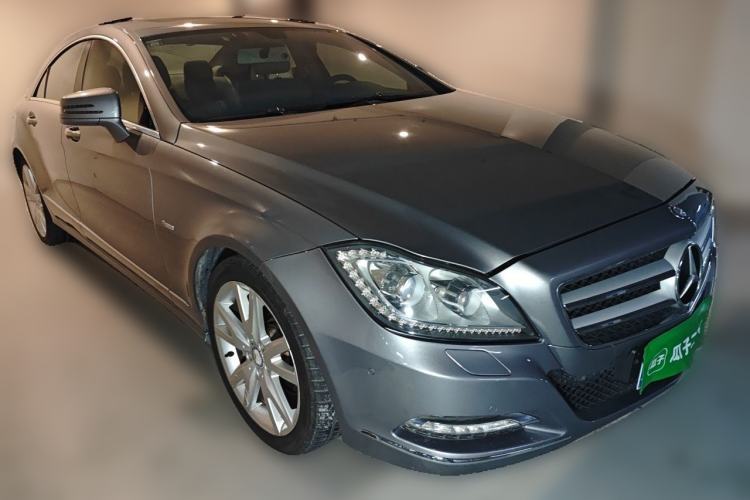 Used Mercedes-Benz CLS 2012 CLS 300 CGI Front Right 45 Deg