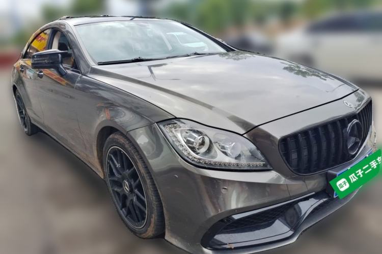 Used Mercedes-Benz CLS 2012 CLS 300 CGI Front Right 45 Deg