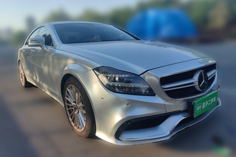 Used Mercedes-Benz CLS 2012 CLS 300 CGI Front Right 45 Deg
