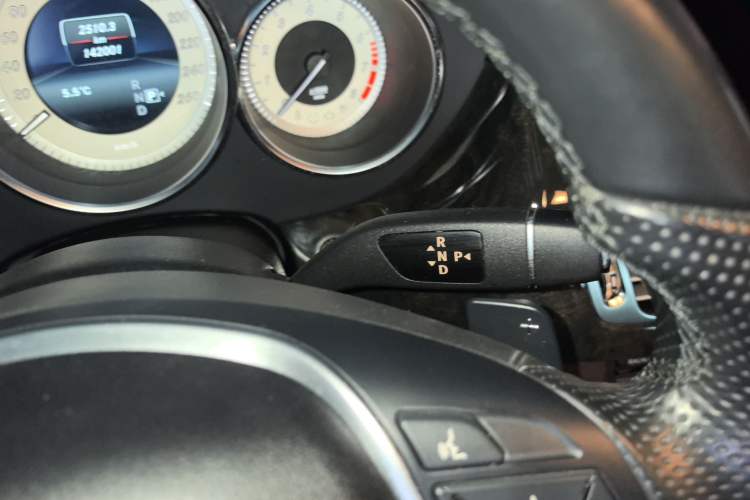 Used Mercedes-Benz CLS 2012 CLS 300 CGI Gear Lever