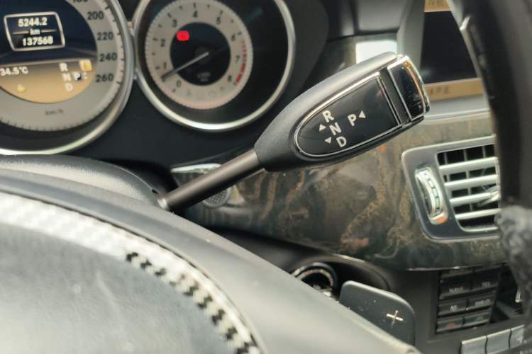 Used Mercedes-Benz CLS 2012 CLS 300 CGI Gear Lever