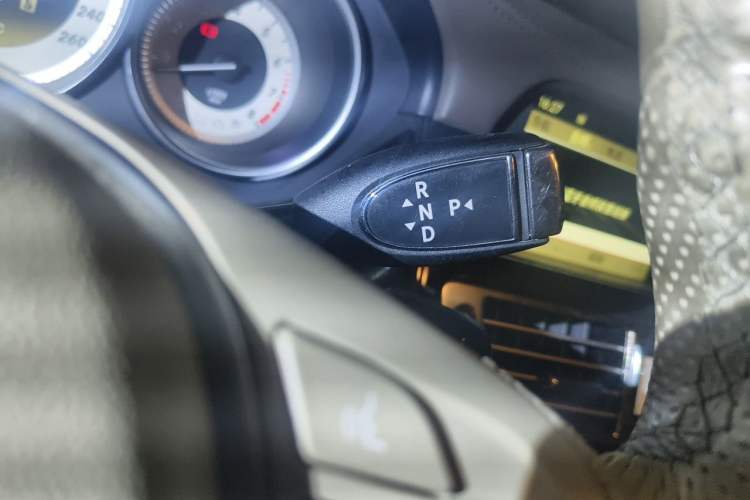 Used Mercedes-Benz CLS 2012 CLS 300 CGI Gear Lever