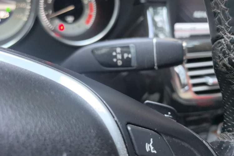 Used Mercedes-Benz CLS 2012 CLS 300 CGI Gear Lever