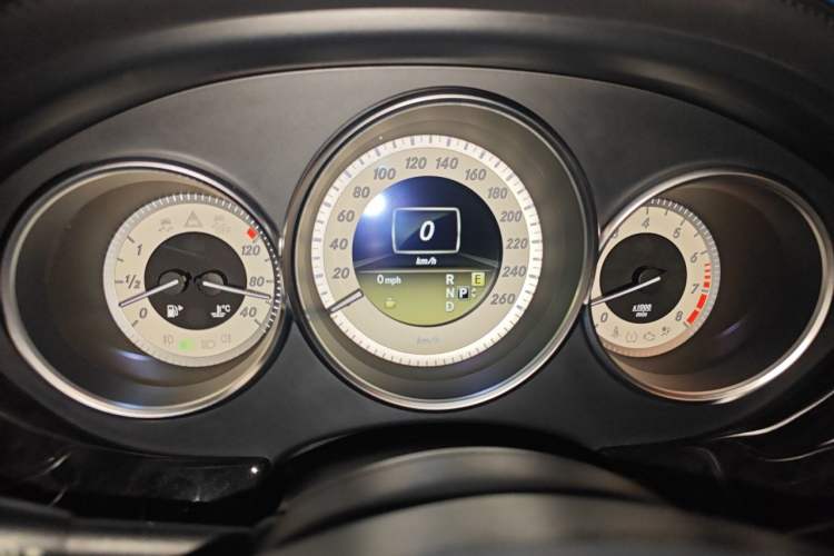 Used Mercedes-Benz CLS 2012 CLS 300 CGI Instrument Cluster