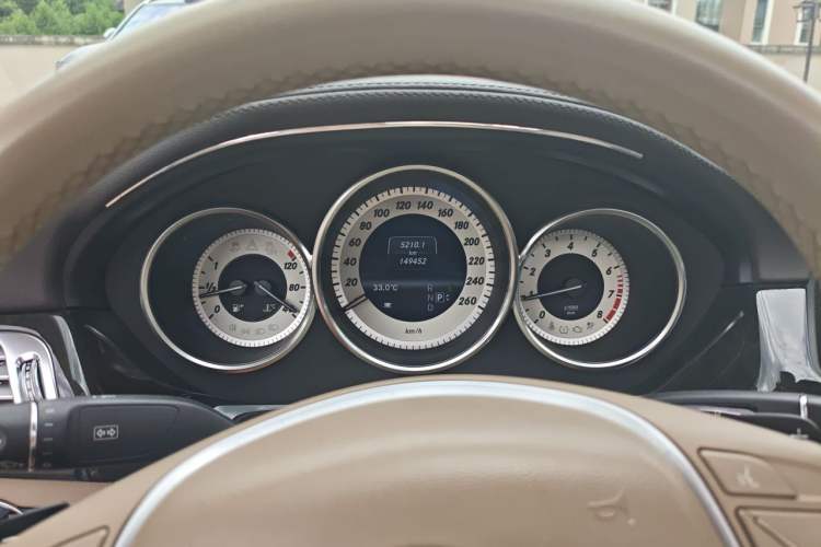 Used Mercedes-Benz CLS 2012 CLS 300 CGI Instrument Cluster