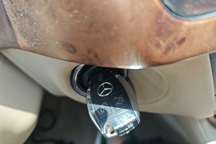 Used Mercedes-Benz CLS 2012 CLS 300 CGI Interior 1