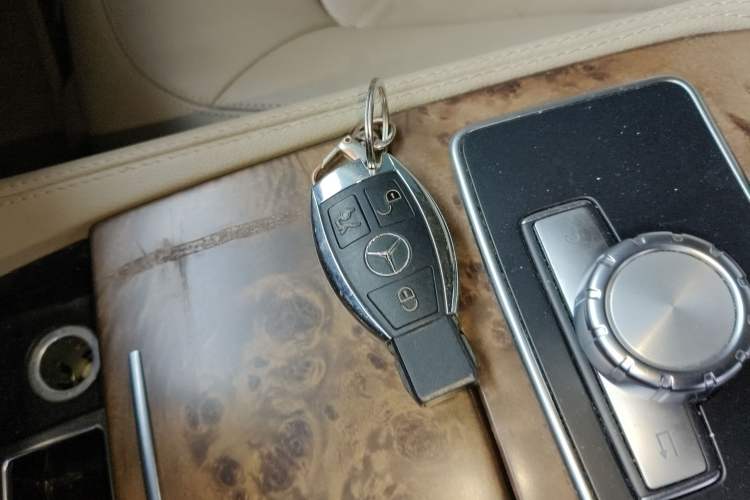 Used Mercedes-Benz CLS 2012 CLS 300 CGI Interior 1