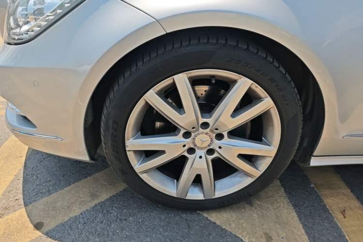 Used Mercedes-Benz CLS 2012 CLS 300 CGI Left Front Wheel Hub