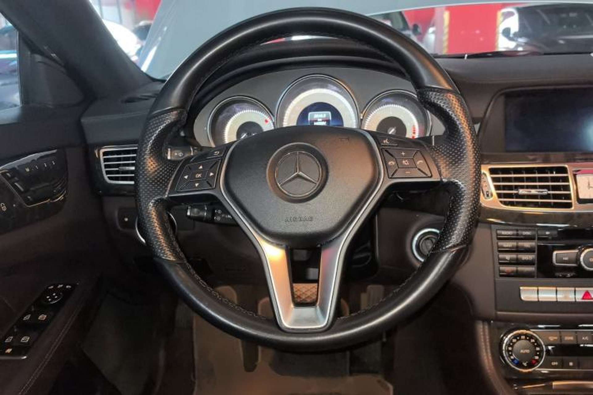 Used Mercedes-Benz CLS 2012 CLS 300 CGI Steering Wheel