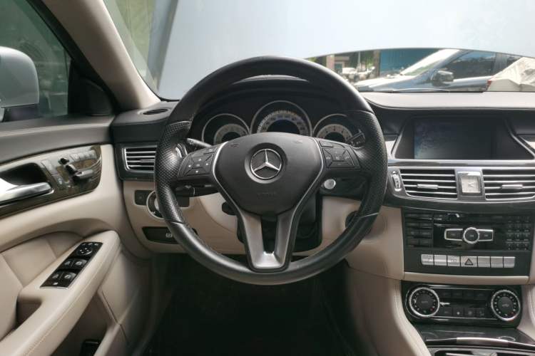 Used Mercedes-Benz CLS 2012 CLS 300 CGI Steering Wheel