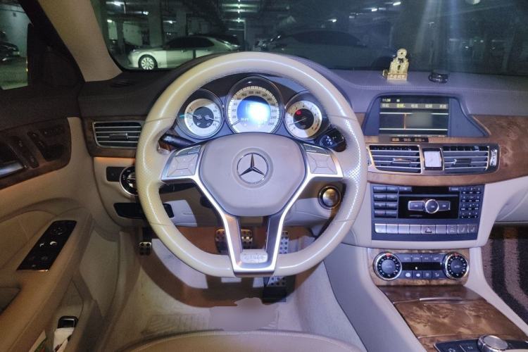 Used Mercedes-Benz CLS 2012 CLS 350 CGI Steering Wheel