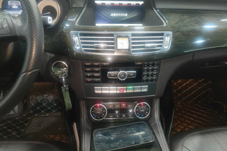 Used Mercedes-Benz CLS 2012 CLS 300 CGI Audio And AC Panel