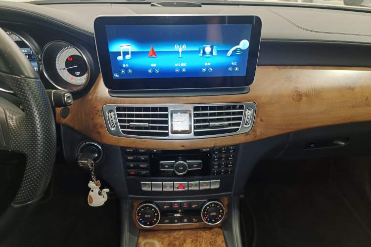 Used Mercedes-Benz CLS 2012 CLS 300 CGI Audio And AC Panel