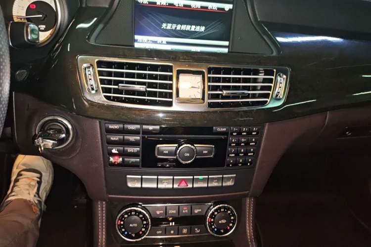 Used Mercedes-Benz CLS 2012 CLS 300 CGI Audio And AC Panel