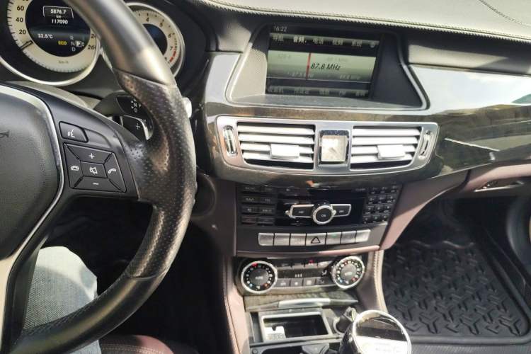 Used Mercedes-Benz CLS 2012 CLS 300 CGI Audio And AC Panel