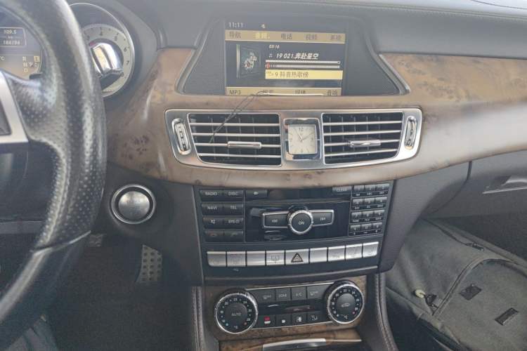 Used Mercedes-Benz CLS 2012 CLS 350 CGI Audio And AC Panel