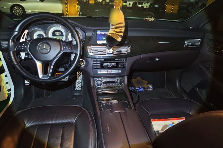 Used Mercedes-Benz CLS 2012 CLS 300 CGI Center Console