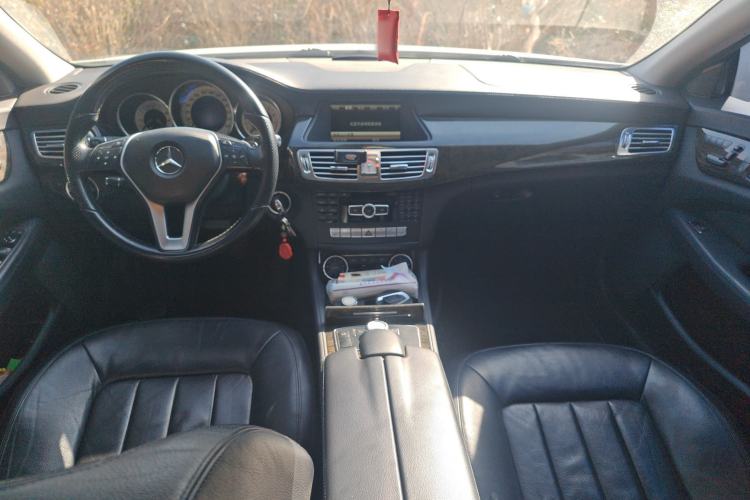 Used Mercedes-Benz CLS 2012 CLS 300 CGI Center Console