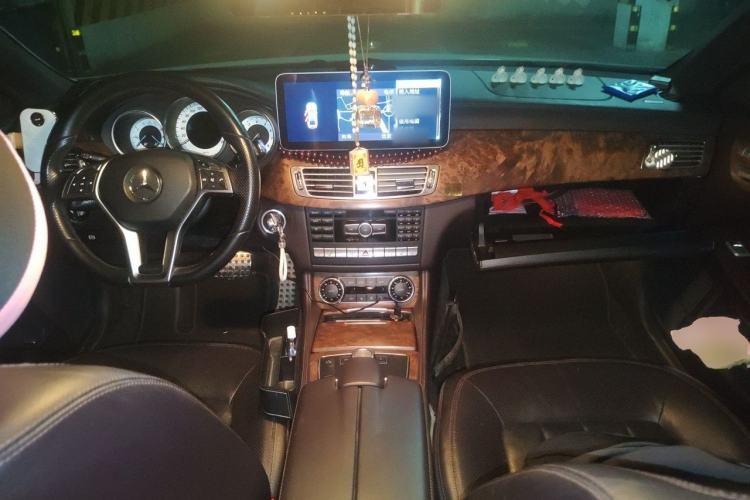 Used Mercedes-Benz CLS 2012 CLS 350 CGI Center Console