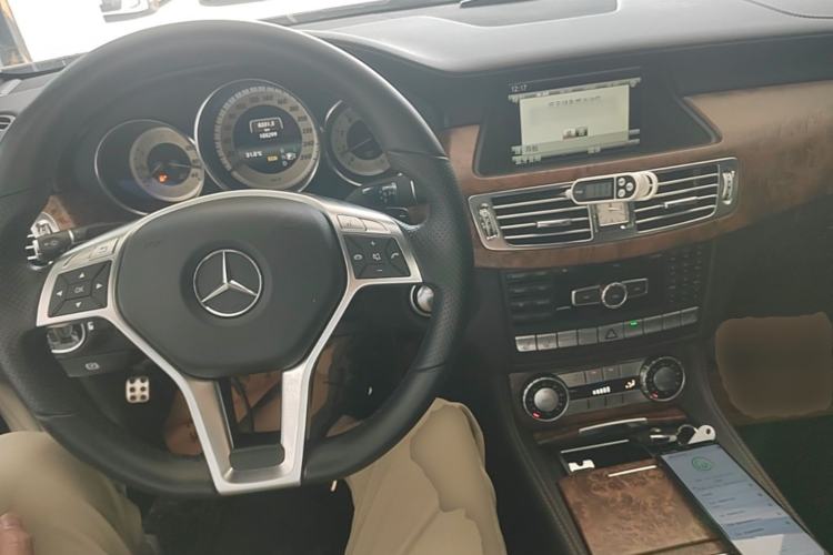 Used Mercedes-Benz CLS 2012 CLS 350 CGI Center Console