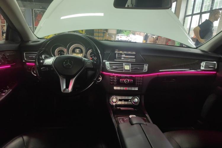 Used Mercedes-Benz CLS 2012 CLS 300 CGI Center Console