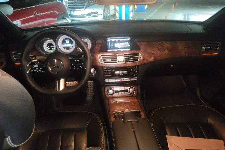 Used Mercedes-Benz CLS 2012 CLS 350 CGI Center Console