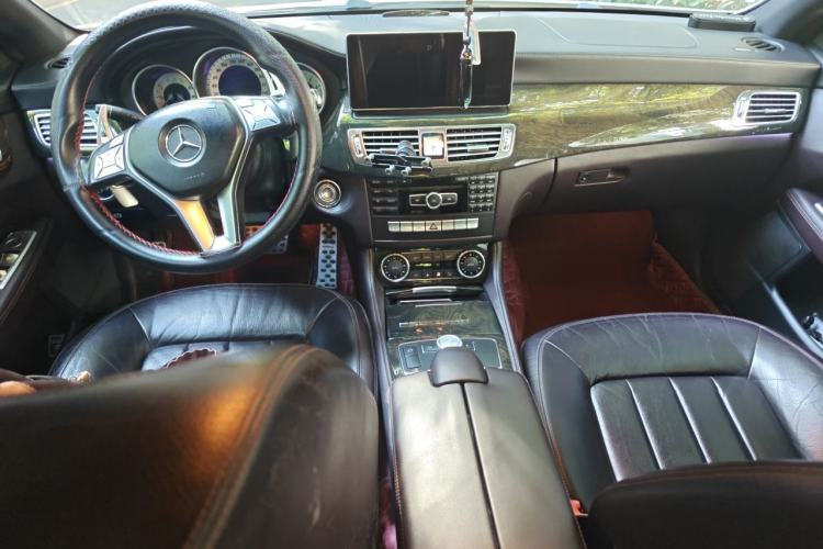 Used Mercedes-Benz CLS 2012 CLS 300 CGI Center Console