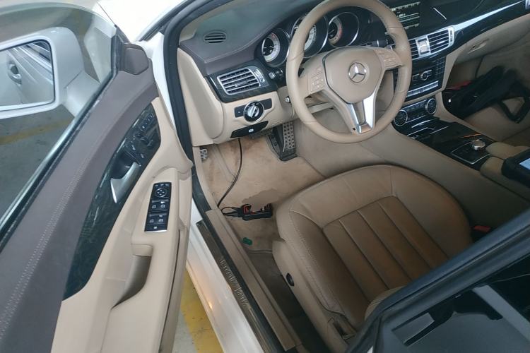 Used Mercedes-Benz CLS 2012 CLS 300 CGI Driver Seat