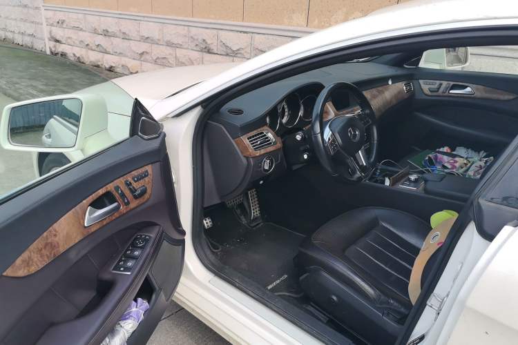 Used Mercedes-Benz CLS 2012 CLS 350 CGI Driver Seat