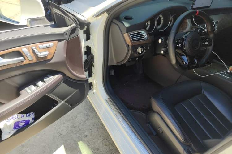 Used Mercedes-Benz CLS 2012 CLS 300 CGI Driver Seat