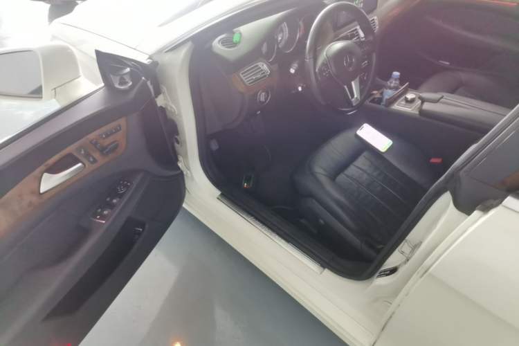 Used Mercedes-Benz CLS 2012 CLS 300 CGI Driver Seat