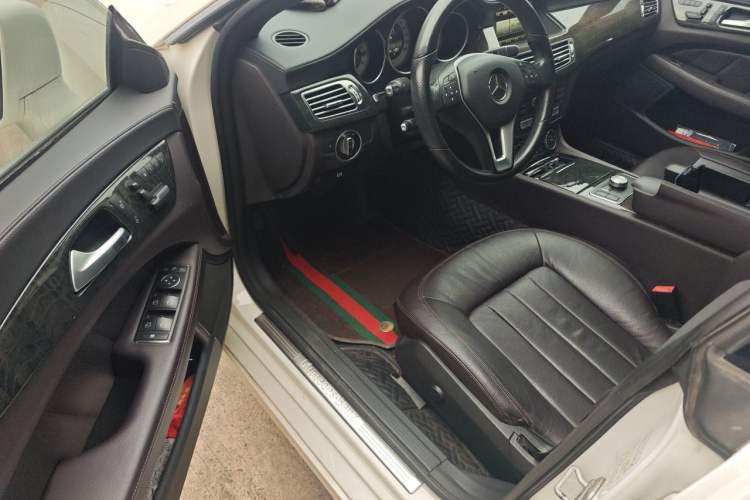 Used Mercedes-Benz CLS 2012 CLS 300 CGI Driver Seat
