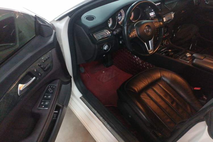 Used Mercedes-Benz CLS 2012 CLS 300 CGI Driver Seat