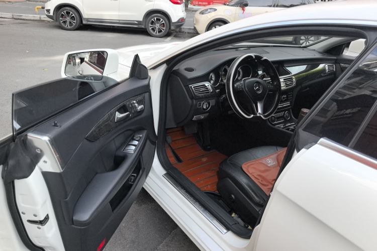 Used Mercedes-Benz CLS 2012 CLS 300 CGI Driver Seat