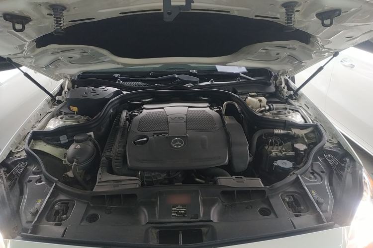 Used Mercedes-Benz CLS 2012 CLS 300 CGI Engine Bay