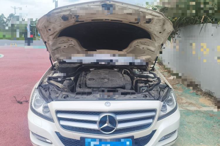 Used Mercedes-Benz CLS 2012 CLS 300 CGI Engine Bay