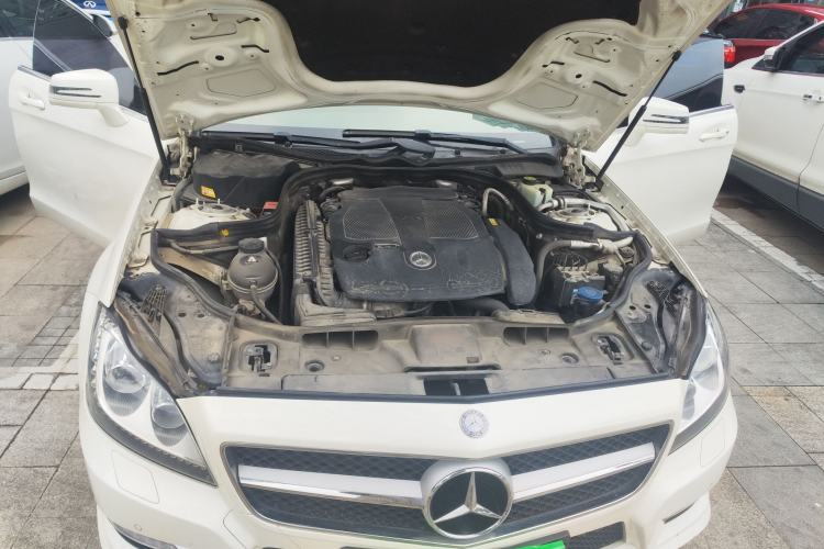 Used Mercedes-Benz CLS 2012 CLS 300 CGI Engine Bay