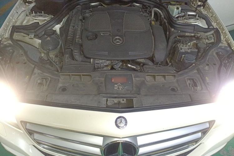 Used Mercedes-Benz CLS 2012 CLS 300 CGI Engine Bay