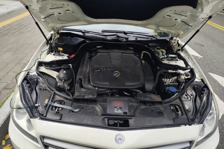 Used Mercedes-Benz CLS 2012 CLS 300 CGI Engine Bay