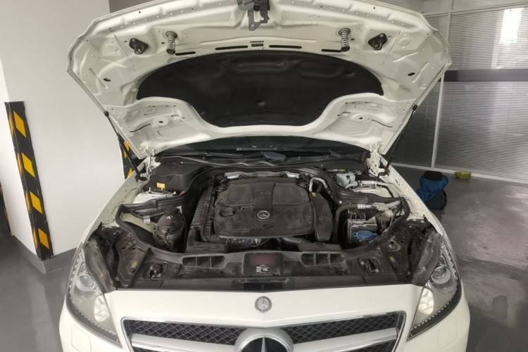 Used Mercedes-Benz CLS 2012 CLS 300 CGI Engine Bay