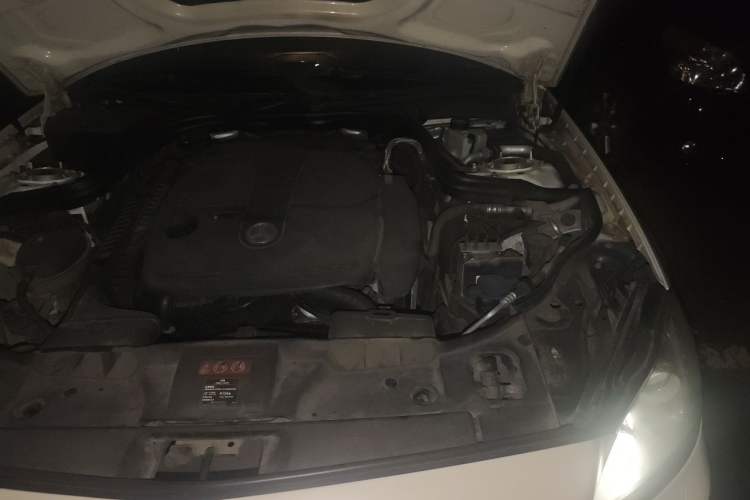 Used Mercedes-Benz CLS 2012 CLS 300 CGI Engine Bay Left