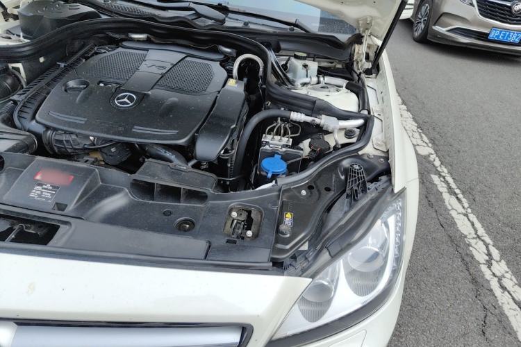Used Mercedes-Benz CLS 2012 CLS 300 CGI Engine Bay Left