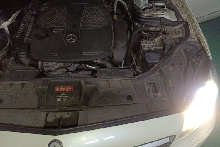 Used Mercedes-Benz CLS 2012 CLS 300 CGI Engine Bay Left